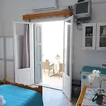 Massouri Rooms *