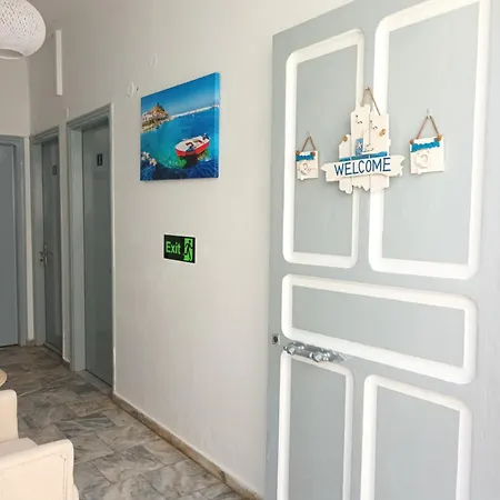 Massouri Rooms Apartmán *